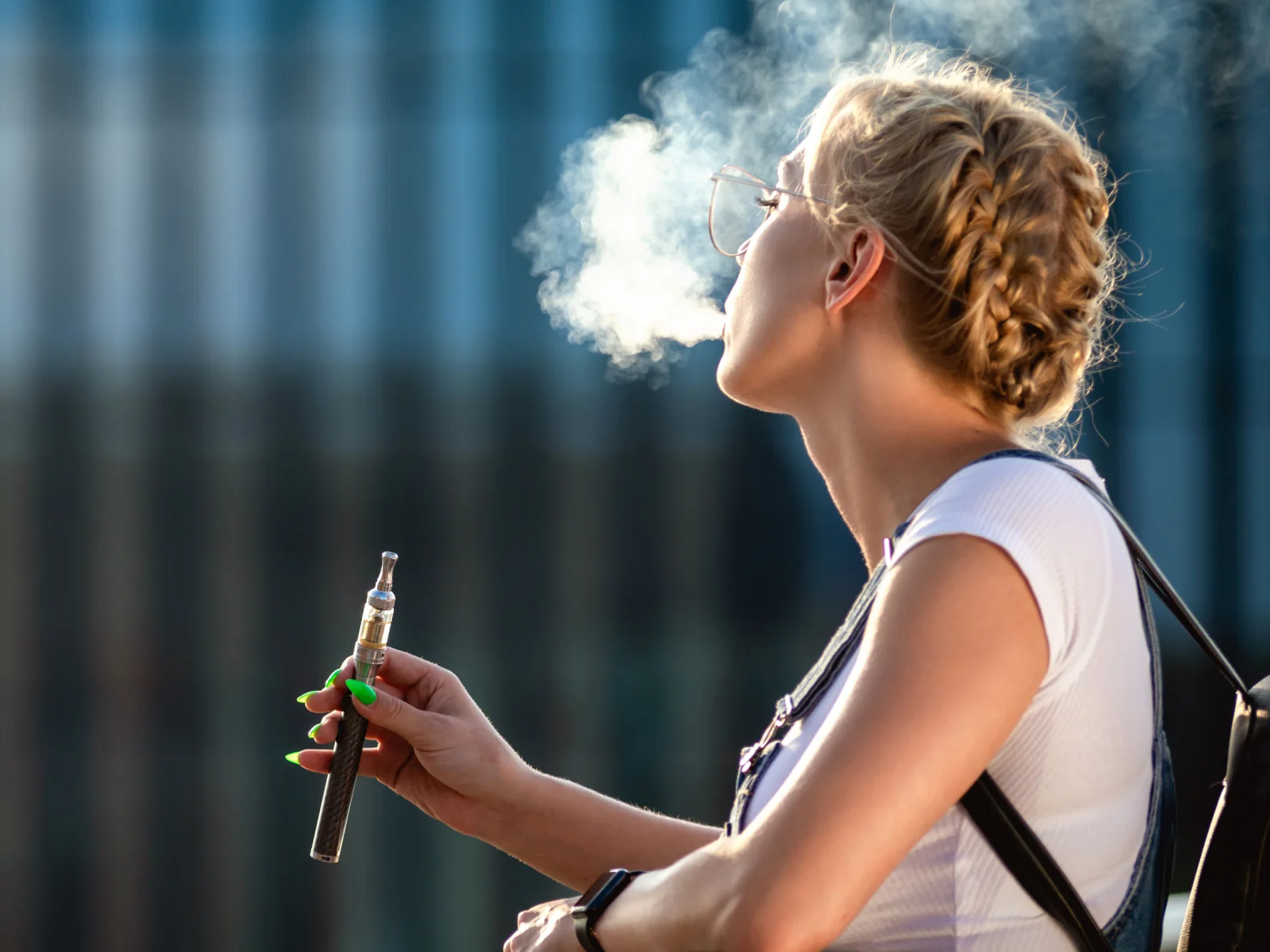The Hidden Dangers of Spice-Laced Vapes